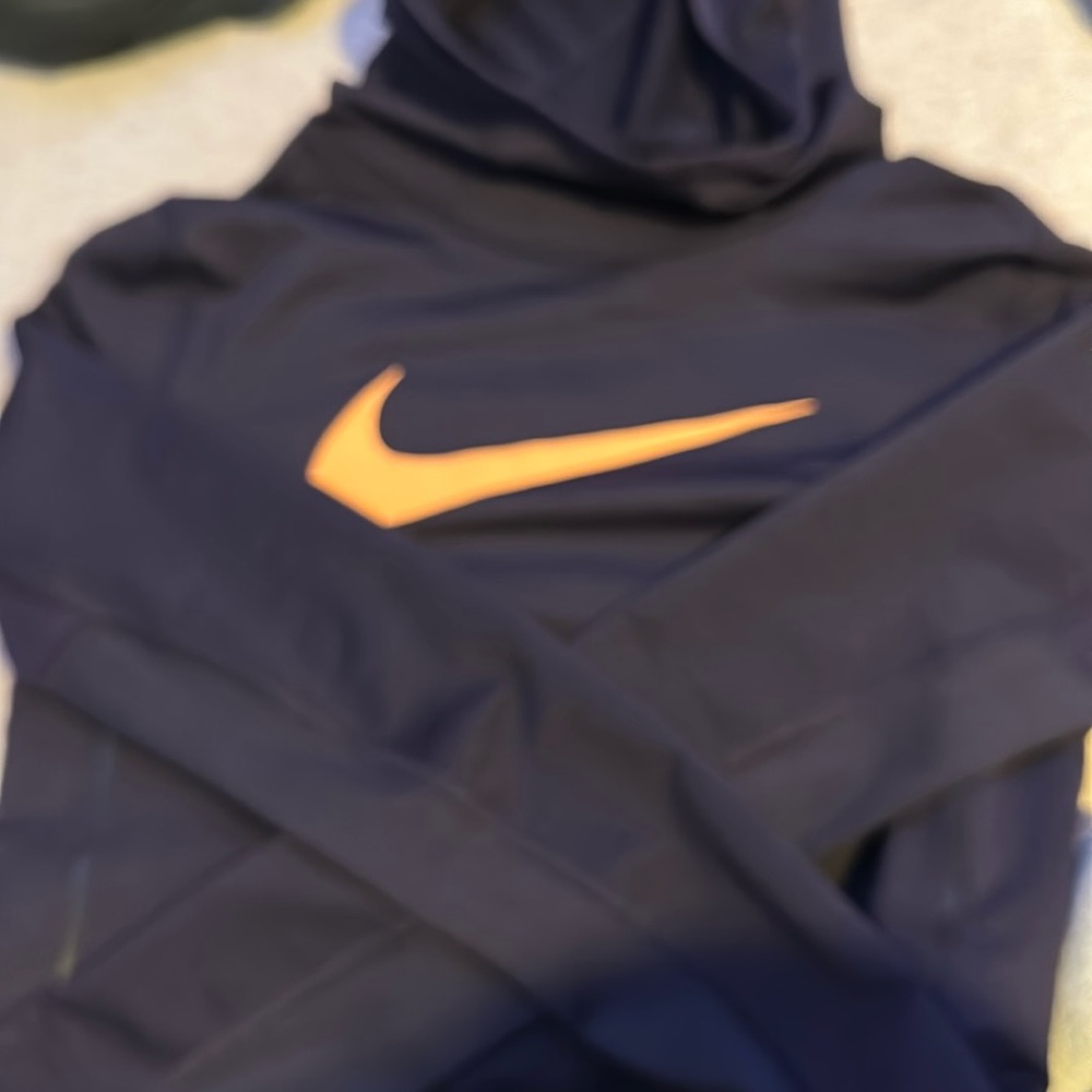 NIKE PRO dark purple with light pink nike logo